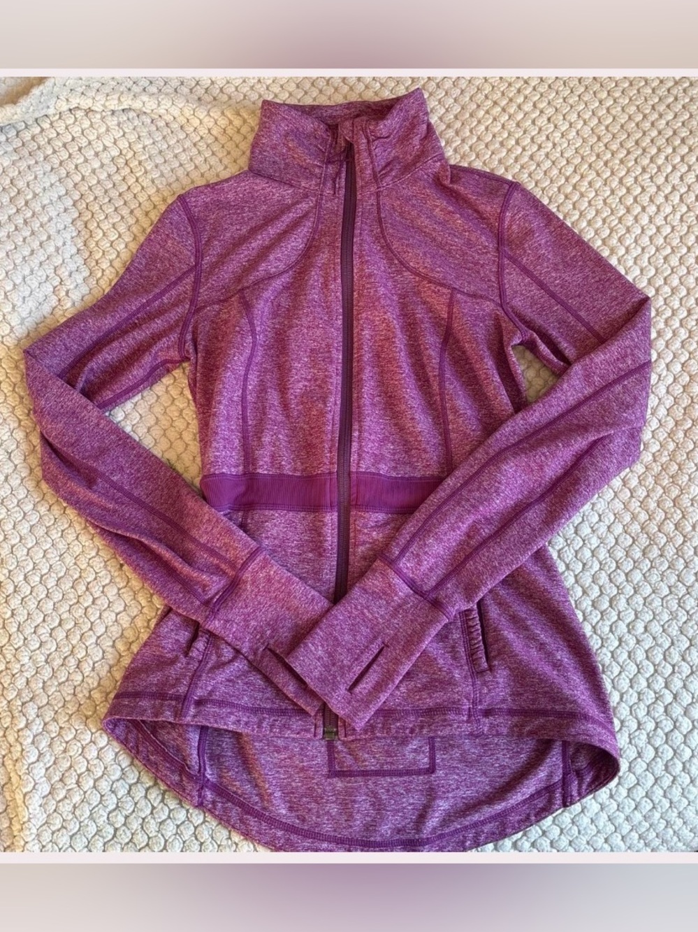 Lululemon Vintage Riding Jacket
Heathered Dewberry
Peplum/Ruffle Women